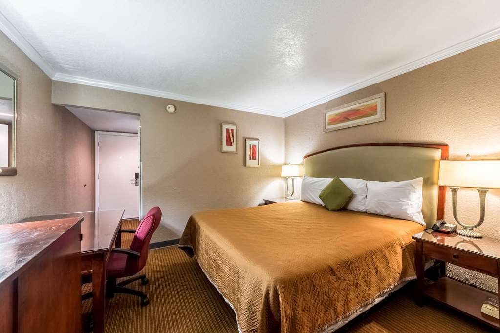 The Inn At Alamo / Riverwalk / Convention Center San Antonio Room photo