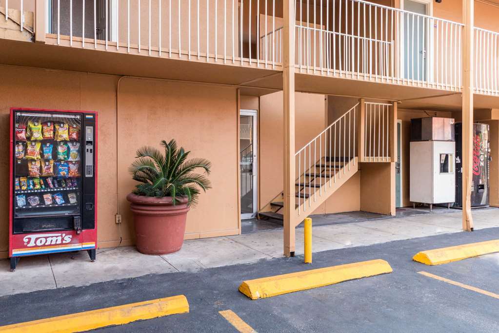The Inn At Alamo / Riverwalk / Convention Center San Antonio Amenities photo